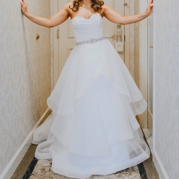 Paloma Blanca Dresses & Skirts - Stunning Paloma Blanca Designed Wedding Dress